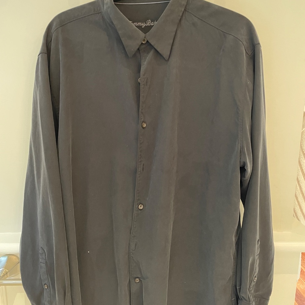 Tommy Bahama men's long-sleeve button-down silk/wool blend shirt.  Gray size XL